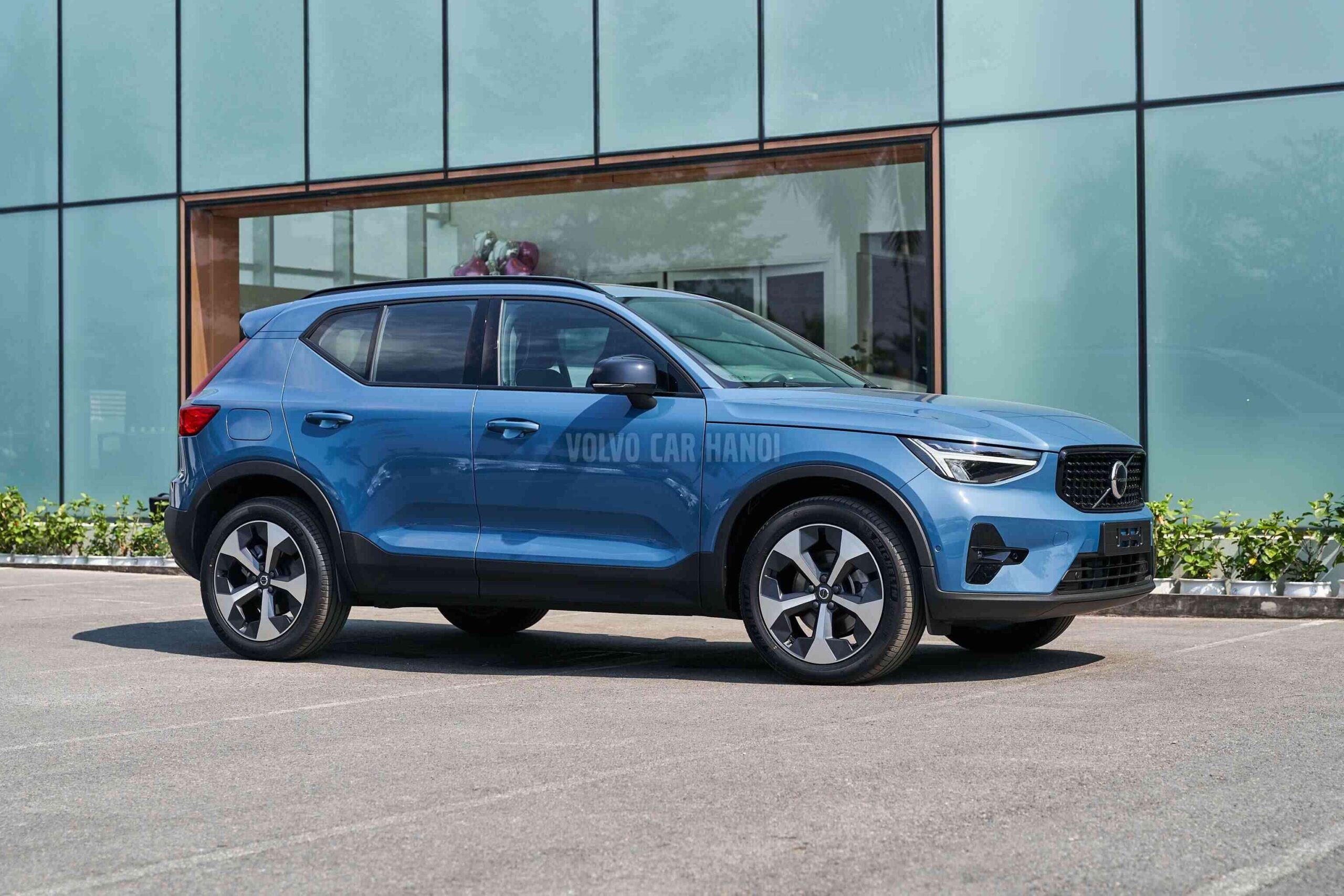Giá xe Volvo XC40 Ultimate 2023